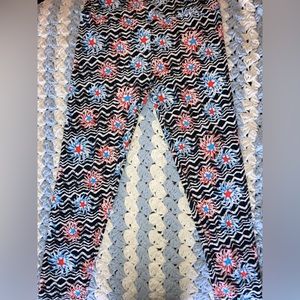 LuLaRoe ⭐️ TC Star design Leggings 🇺🇸